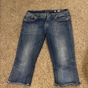 Miss Me Woman’s Easy Capri’s